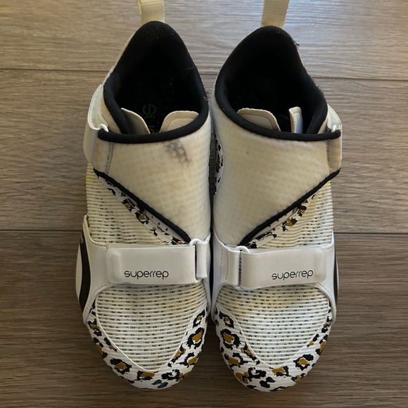 Nike spin shoes - Picture 2 of 5